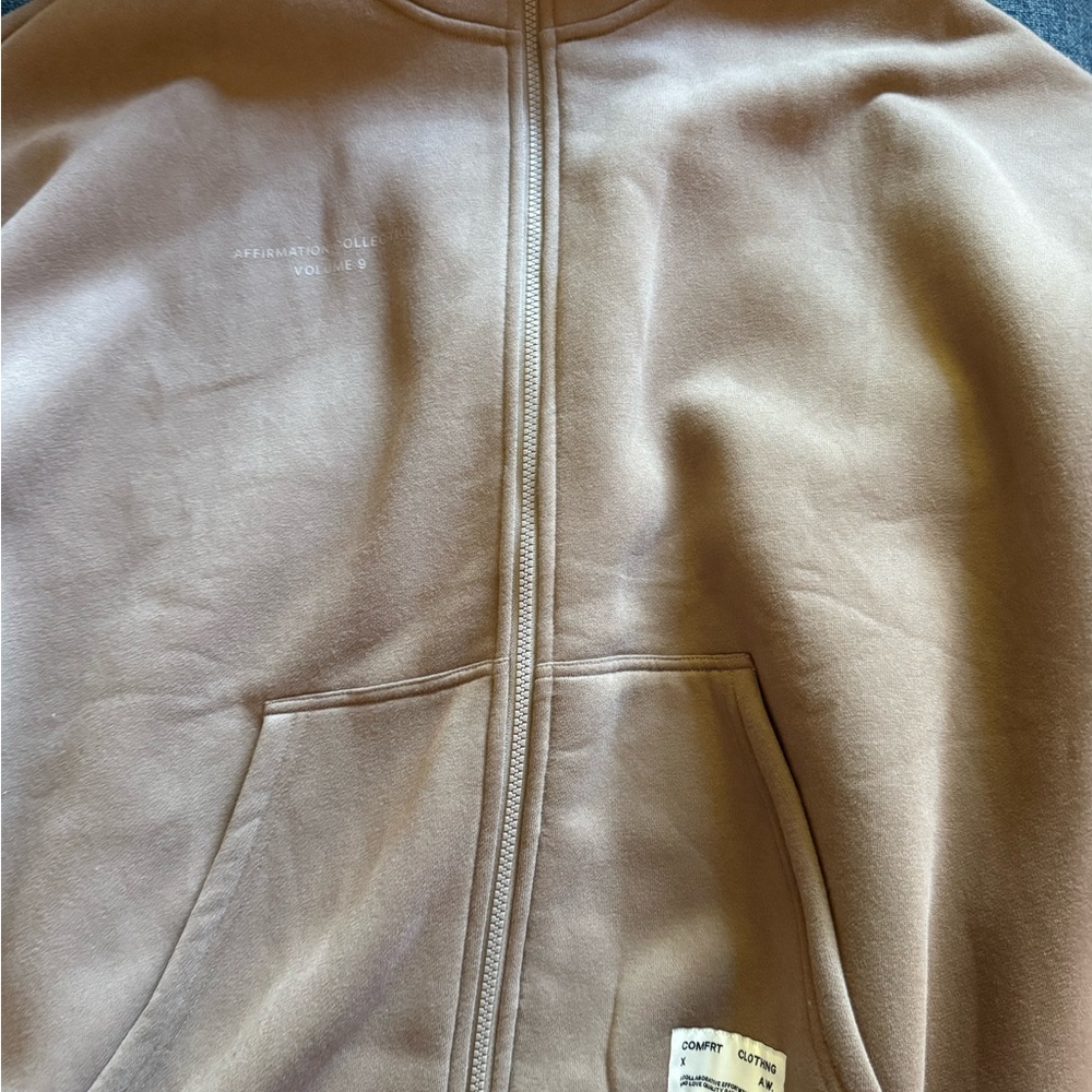 Comfort Clothing Tan Sweatshirt - Picture 4 of 5